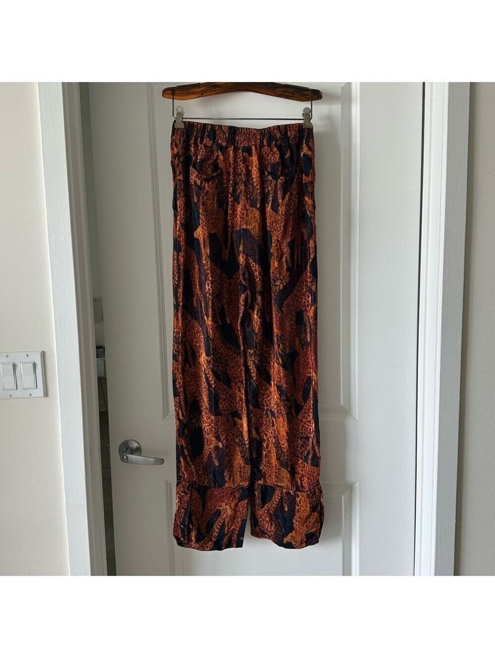 Farm Rio Black Giraffes Pants - Picture 10 of 11
